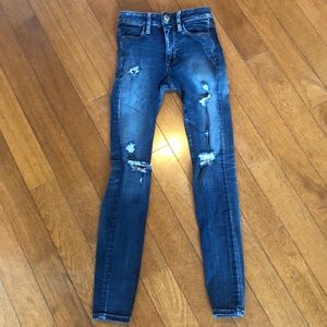 American Eagle Hi-Rise Ripped Jegging - size 00